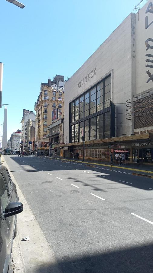 Que Mejor Vista Del Obelisco Piso A La Calle Corrientes ブエノスアイレス エクステリア 写真